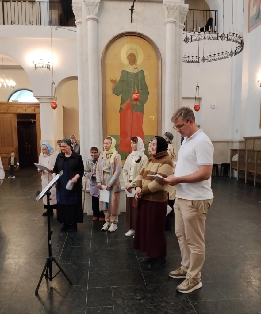В нашем храме был совершён молебен с акафистом перед иконой Божьей Матери «Всецарица»